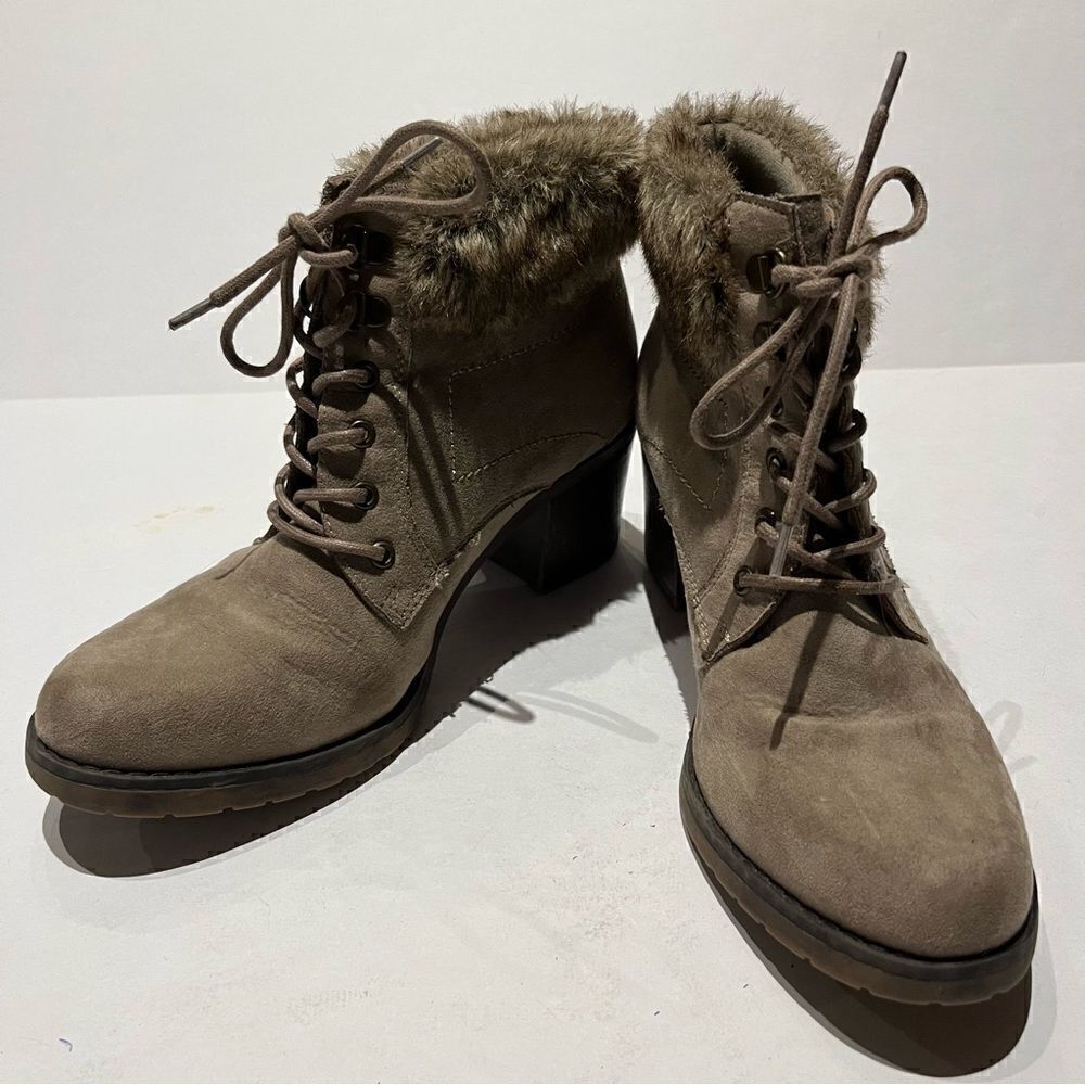 Sophie 17 Women's Benji Ankle Boots Faux Suede Taupe Size 10 Faux Fur Trim